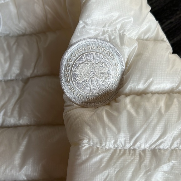 🎉Host Pick!🎉Canada Goose Jacket - Picture 2 of 7